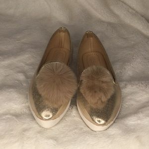 Selina Slippers Gold w PomPom size 6.5 New